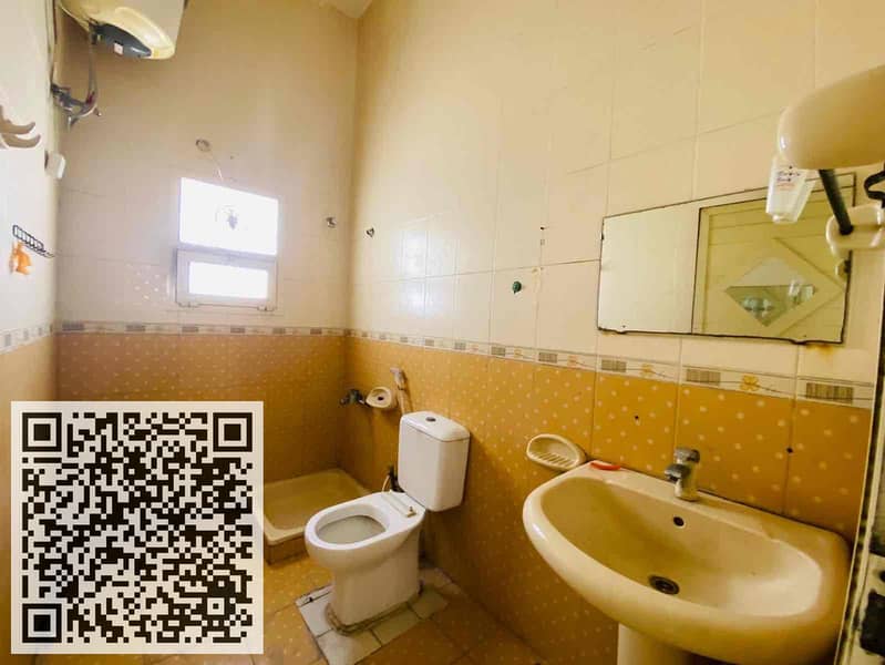 14 c8a3f26c-7126-48fd-a8d7-bed42a033314. jpg