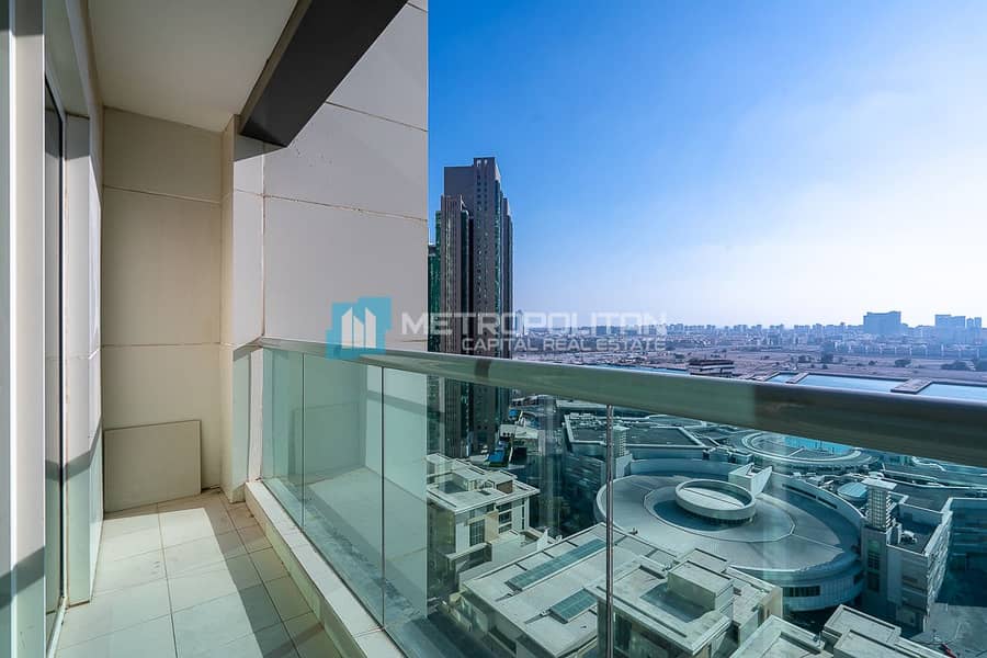 Balcony With Sea View | Well-Maintained 2 Bedroom Balcony With Sea View | Well-Maintained 2 Bedroom