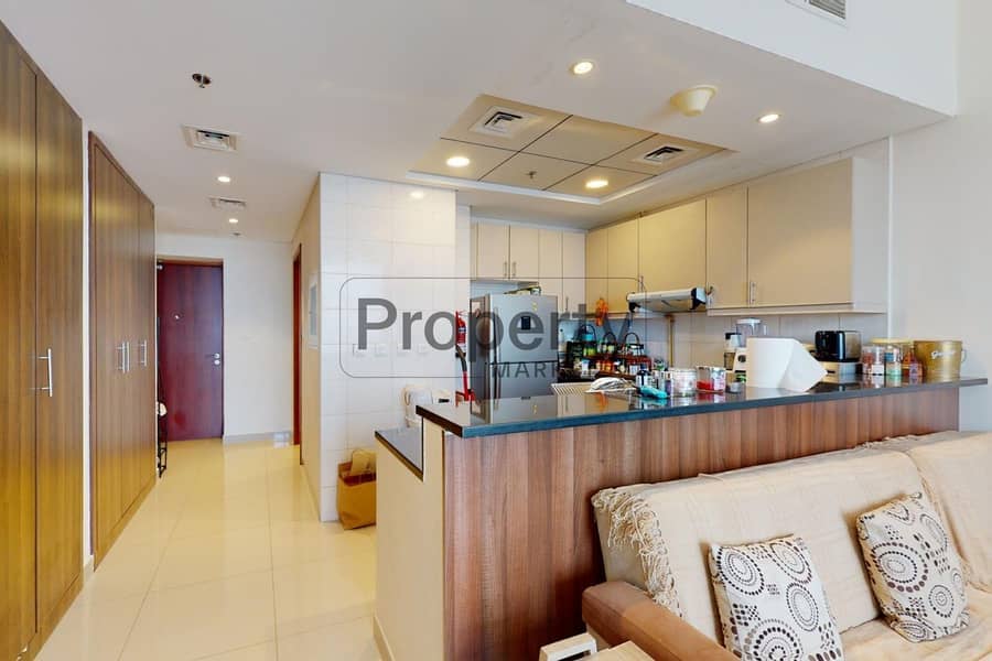 6 U-0980-JVC-Reef-Residence-Studio-05022024_175139. jpg