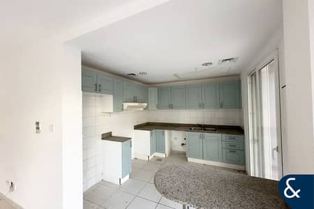 3 Bedroom Villa for Sale in The Springs, Dubai - Springs 10 | Back to Back | Standard