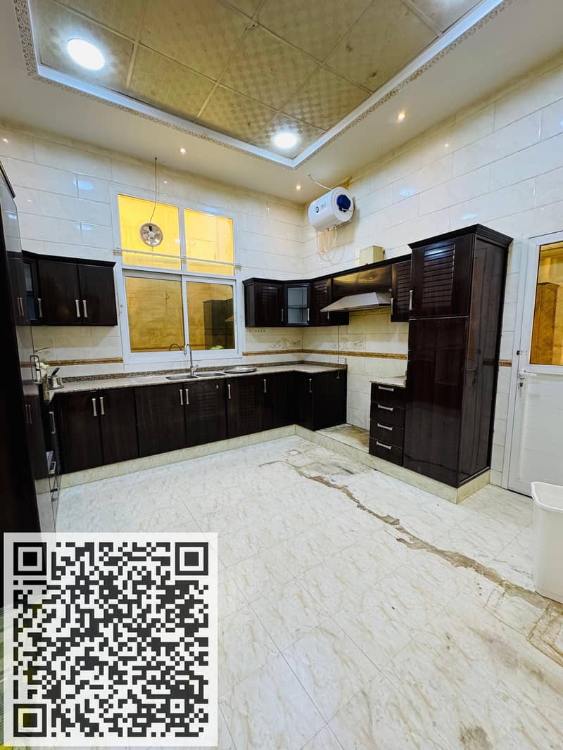 16 49978c4b-3fdd-49dc-8fcd-dec72309c99b. jpg