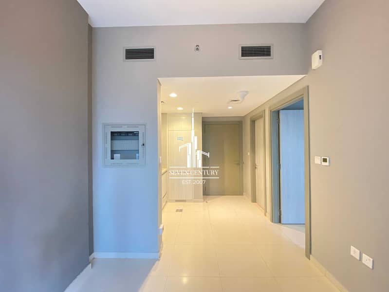 1BHK Unfurnished | Pool View | Ready ToMoveIn 1BHK Unfurnished | Pool View | Ready ToMoveIn
