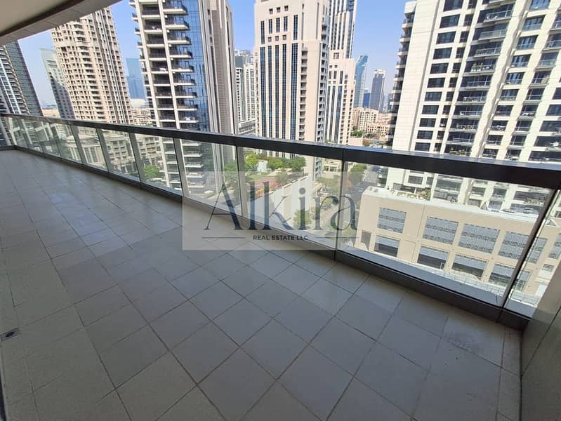 10 9aba36fd-9967-452e-a3d5-15ea150b9bed. jpg