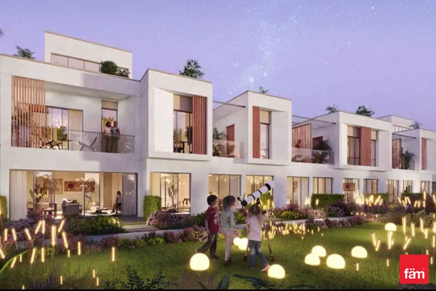 Water front community Luxury Living Investor Water front community Luxury Living Investor