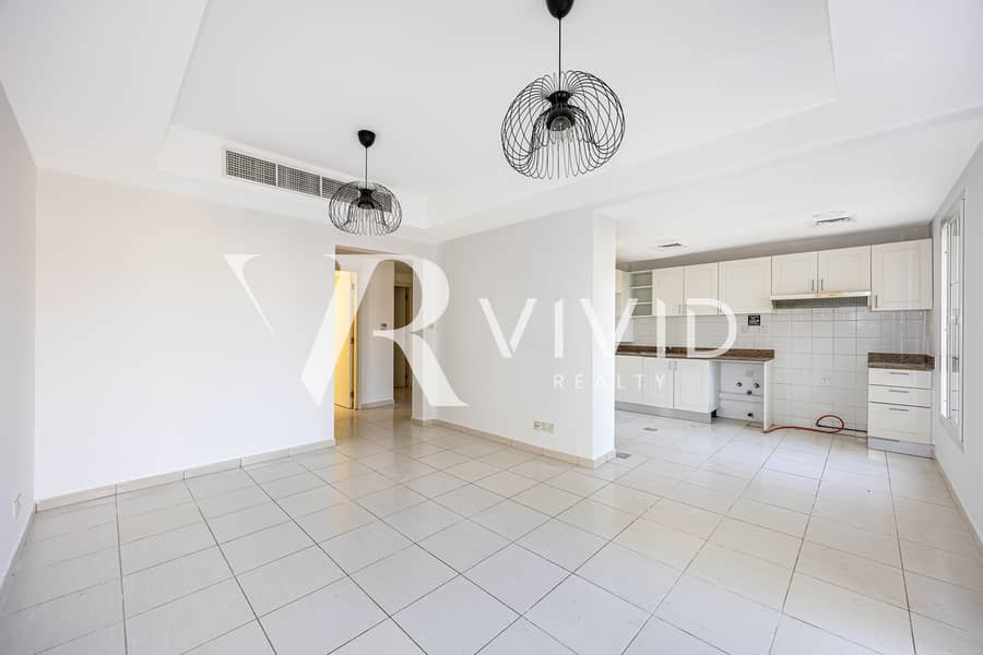 Close To Park | Great Location | Vacant End July Close To Park | Great Location | Vacant End July