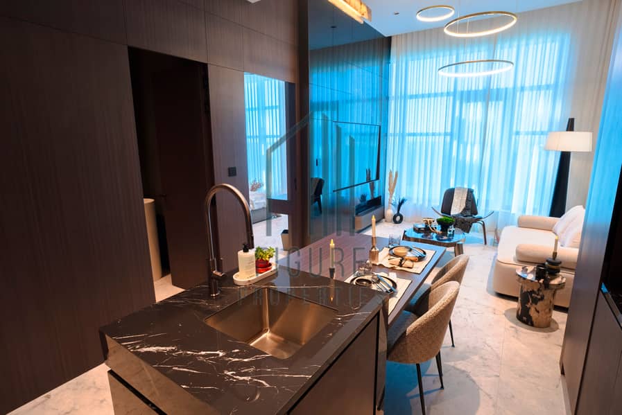 5 Bond Enclave Show-Apartment_12. JPG