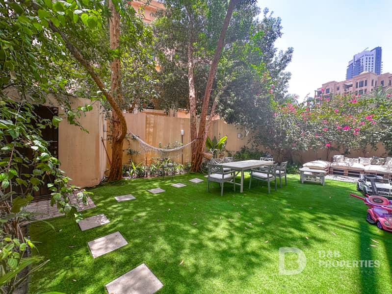 Big Garden | Emaar Downtown | Rare Apartment