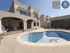 فیلا في شرقان 5 غرف 155000 درهم - 12152696