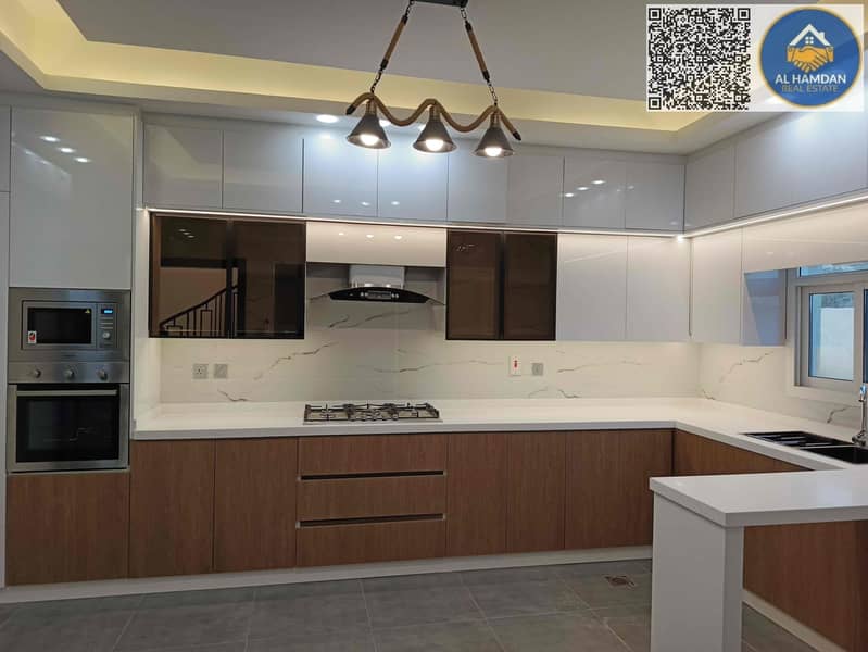 2 32513a27-670a-4ab7-ac8a-149bd4dcc882. jpg