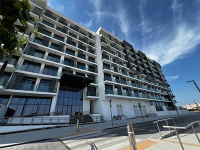 3 Bedroom Townhouse for Sale in Masdar City, Abu Dhabi - Pool View | Spacious Home | Great offer |
