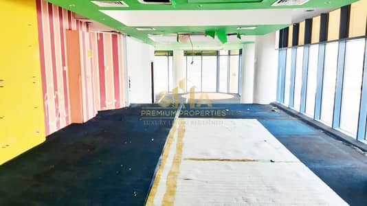 阿尔姆罗尔， 阿布扎比 展览店面待租 - 1. jpg