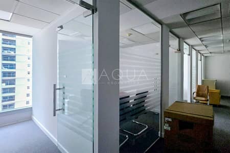 Office for Rent in Jumeirah Lake Towers (JLT), Dubai - Ready Office | 4 Partitions | Near Metro