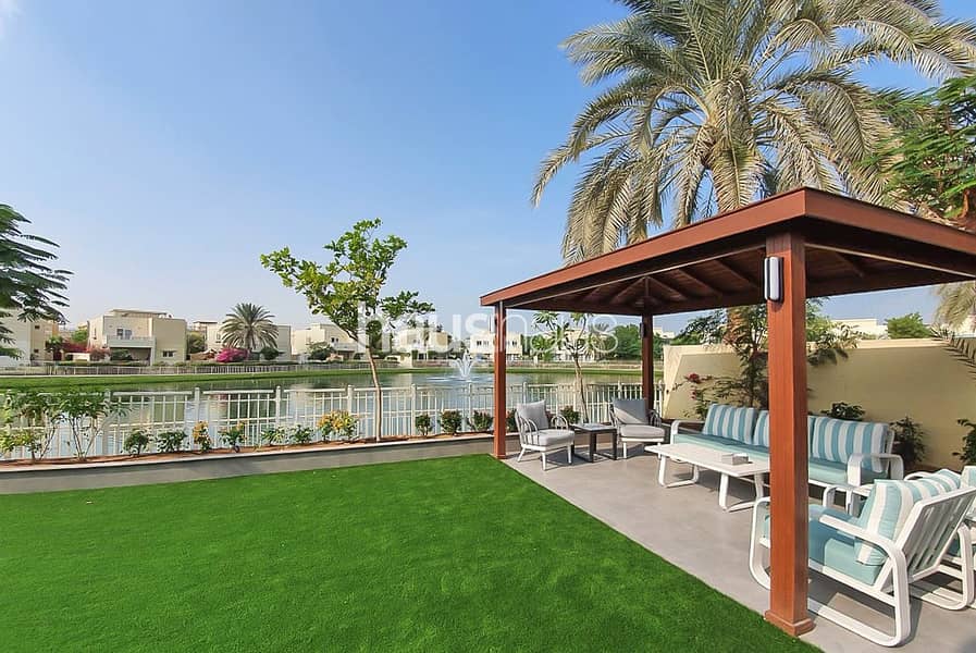 Lake View | Fully Upgraded | Huge Plot Lake View | Fully Upgraded | Huge Plot