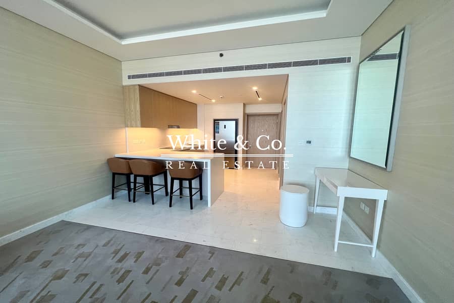 Burj Al Arab View | High Floor | Vacant Burj Al Arab View | High Floor | Vacant