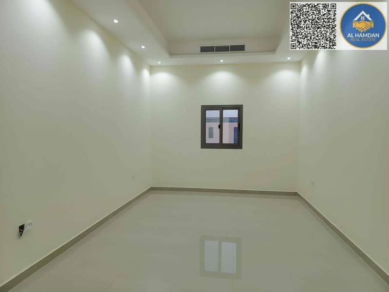 14 a68502cb-a4e9-48b0-b2c5-8100ed9f61f7. jpg