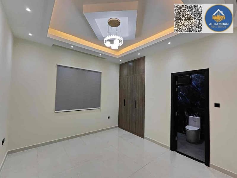 5 bca0626c-2b95-458c-b89b-530a16a5cfc7. jpg