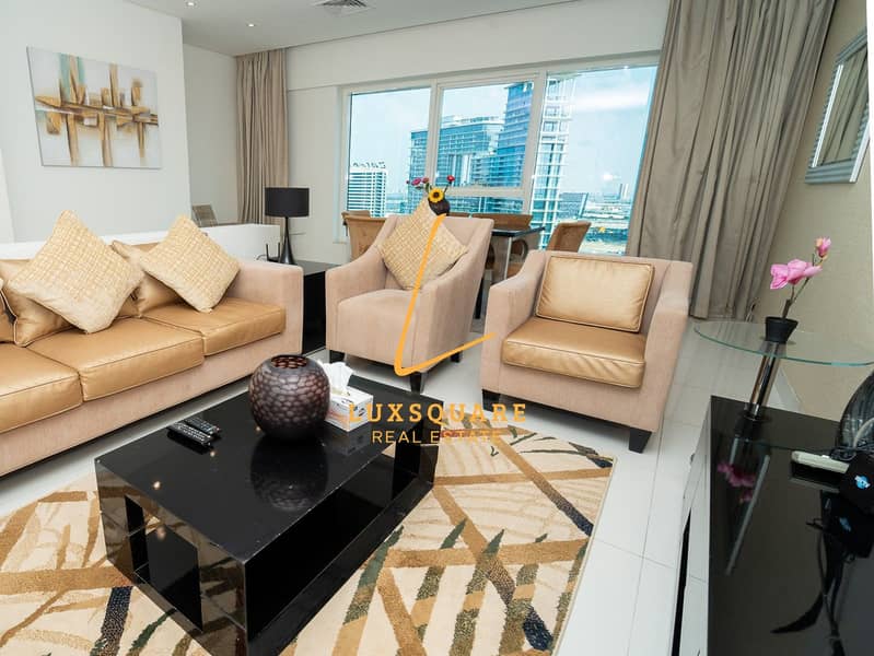 5 Living room - morning2. jpg