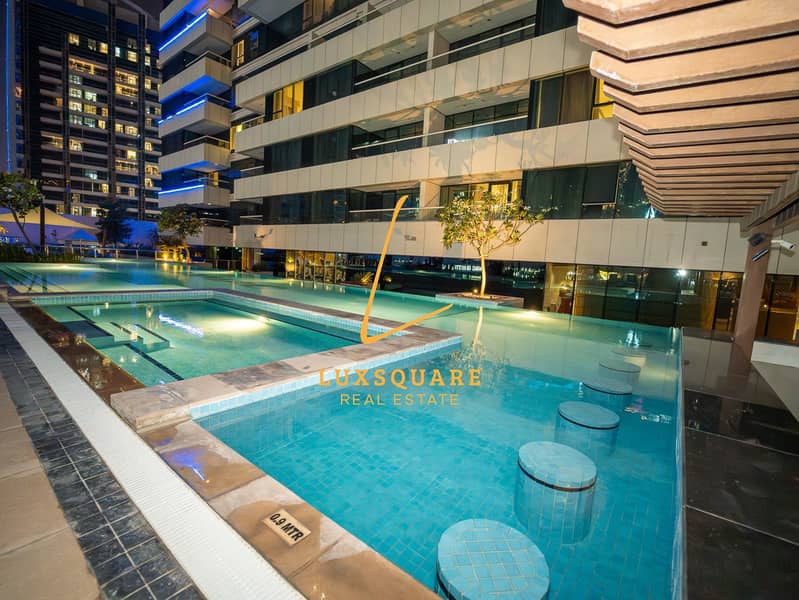 29 Swimming Pool3. jpg