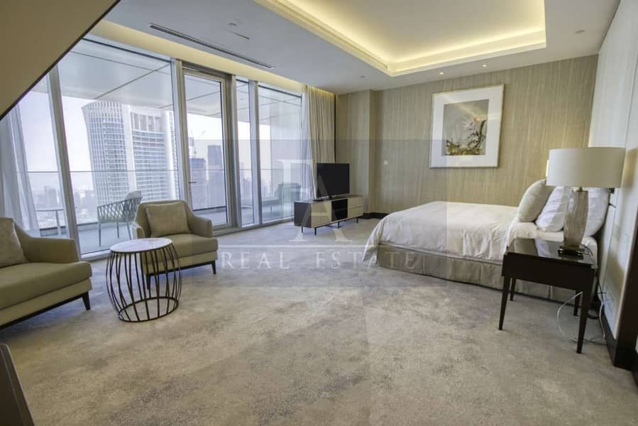 3 Skyview penthouse_page-0005. jpg