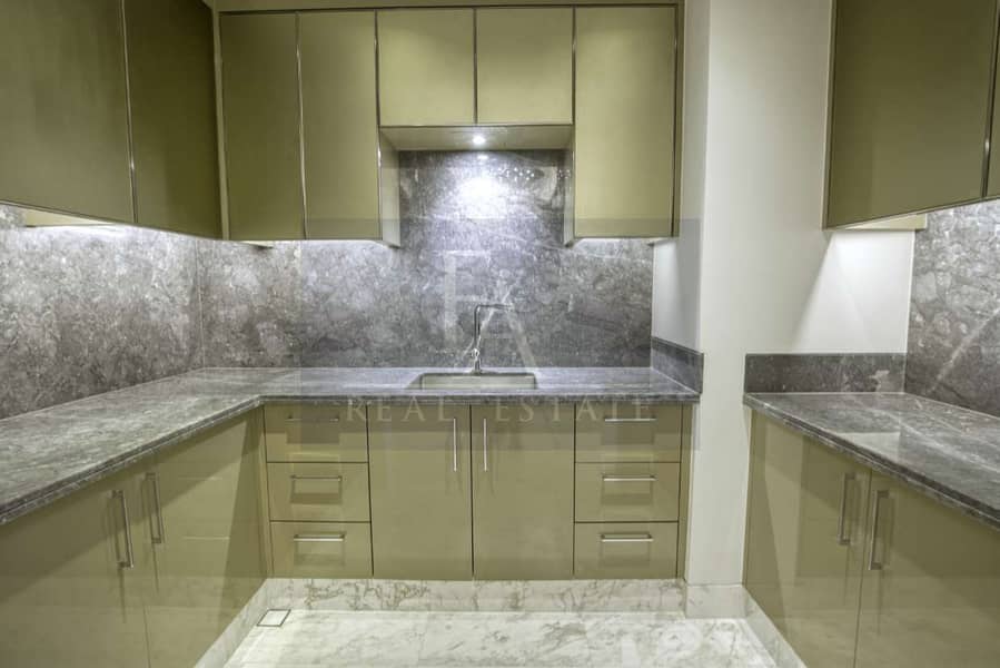 9 Skyview penthouse_page-0016. jpg