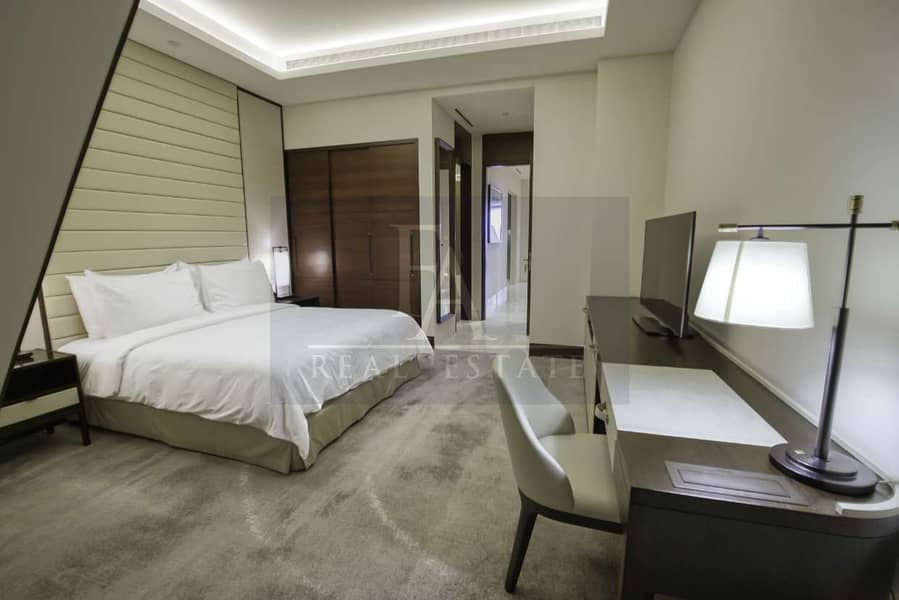 20 Skyview penthouse_page-0014. jpg