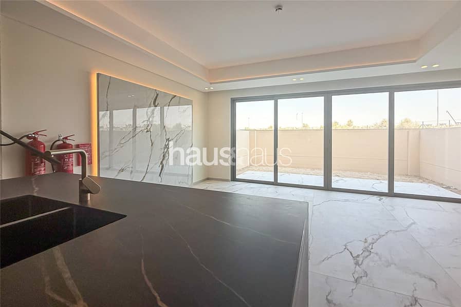 位于朱美拉高尔夫庄园,茉莉花道 3 卧室的联排别墅 330000 AED - 12154945 位于朱美拉高尔夫庄园,茉莉花道 3 卧室的联排别墅 330000 AED - 12154945
