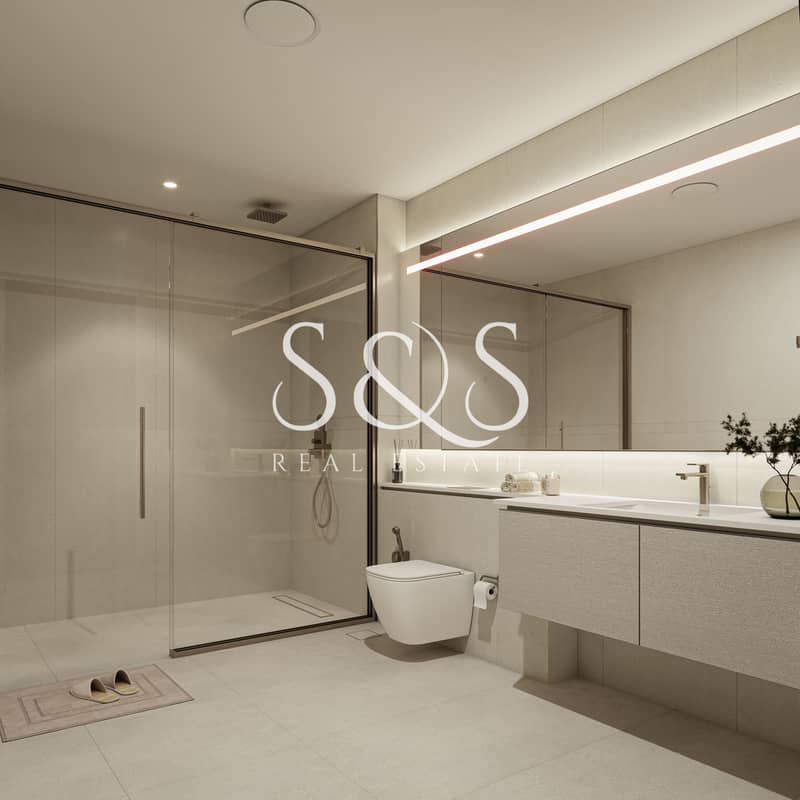 5 Bathroom. jpg
