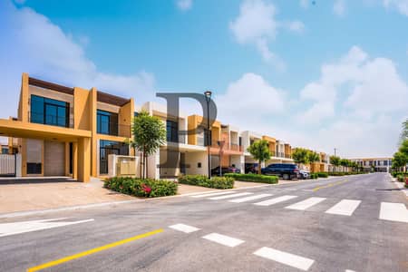 3 Bedroom Townhouse for Sale in Dubai South, Dubai - Townhouse Ready July | Priced to Sell Fast