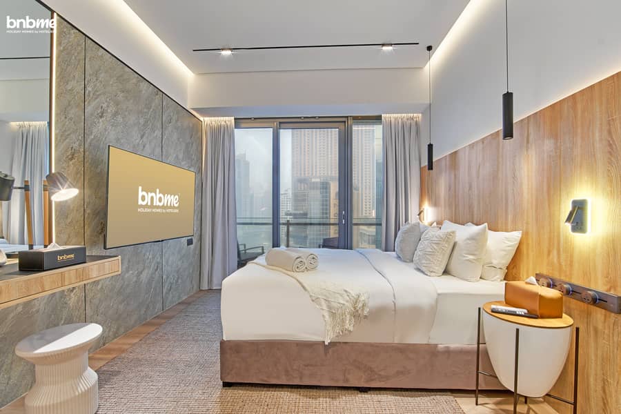 21 Master Bedroom A. jpg