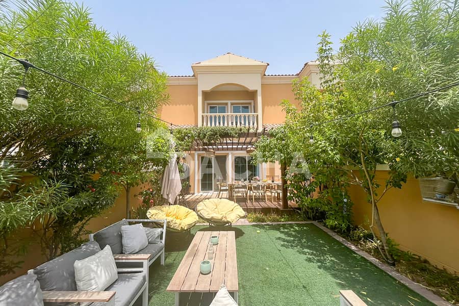 位于朱美拉三角小镇(JVT)，JVT第3区，3B区 2 卧室的联排别墅 180000 AED - 12155241