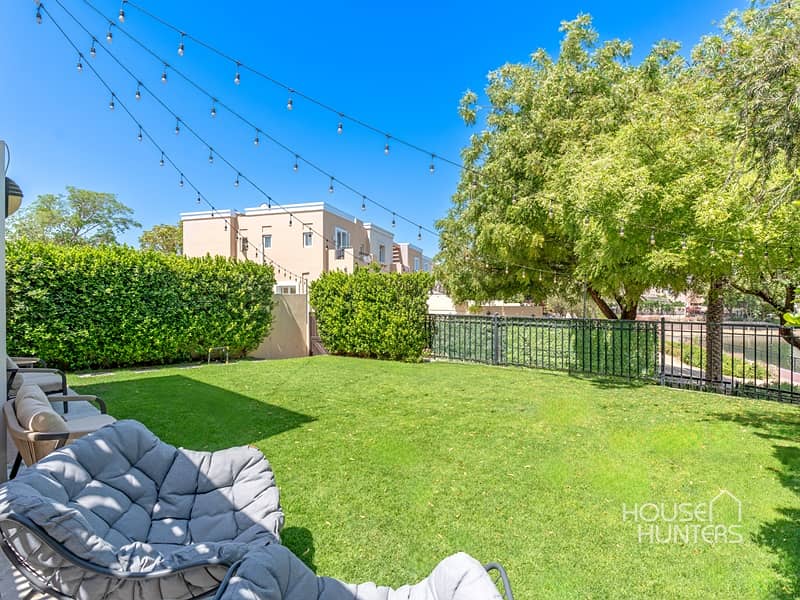 Immaculate 2E| Lake View| New and Exclusive Immaculate 2E| Lake View| New and Exclusive