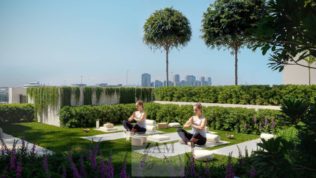 15 Outdoor Yoga. jpg