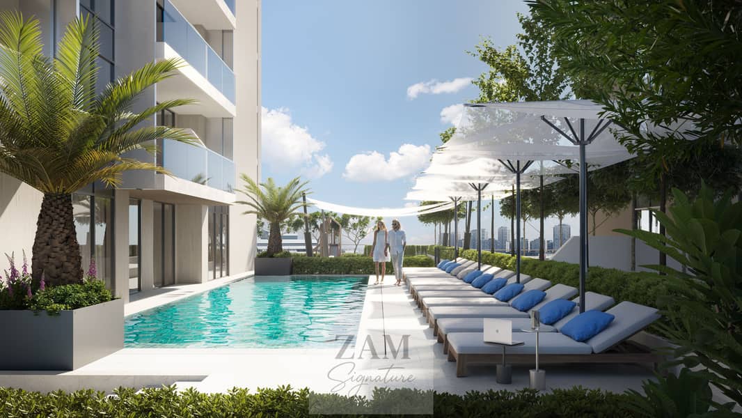 17 Swimming Pool. jpg
