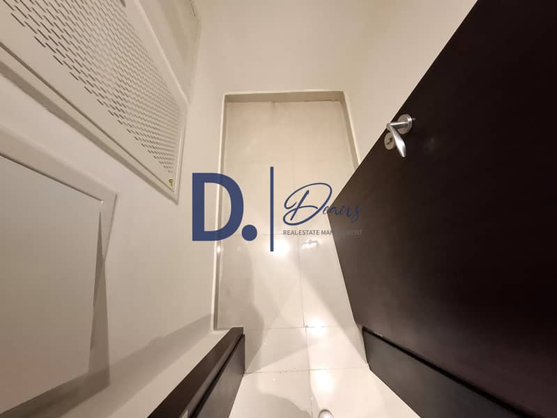 15 db7d69da-1b79-436f-9d07-0af151aa41ac. jpeg