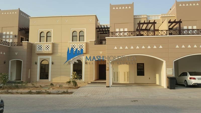 4BR in Naseem. Amazing townhouse