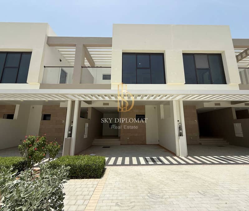 位于达马克山庄,公园1号别墅区 3 卧室的联排别墅 165000 AED - 12157589 位于达马克山庄,公园1号别墅区 3 卧室的联排别墅 165000 AED - 12157589