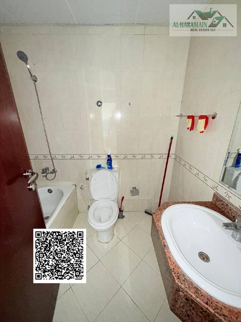 2 9dd33fe9-e1ea-4016-b9fa-85e4cb5e7924. jpg