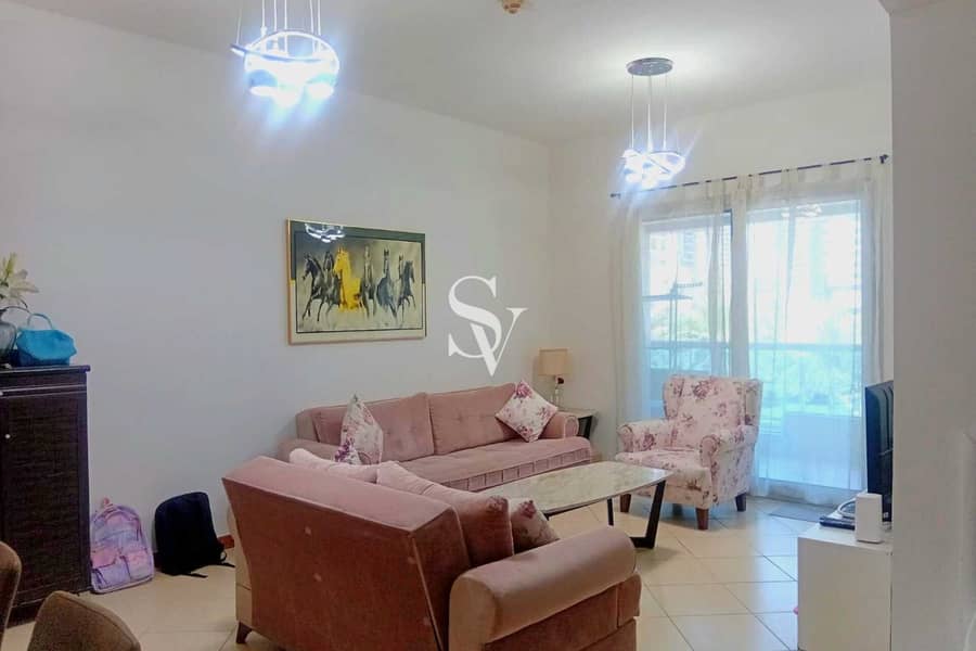 Prime Location | Chiller Free | Near Metro Prime Location | Chiller Free | Near Metro