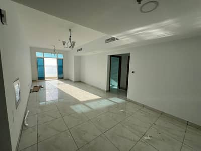 فلیٹ 3 غرف نوم للايجار في كورنيش عجمان، عجمان - IMG-20250702-WA0091. jpg
