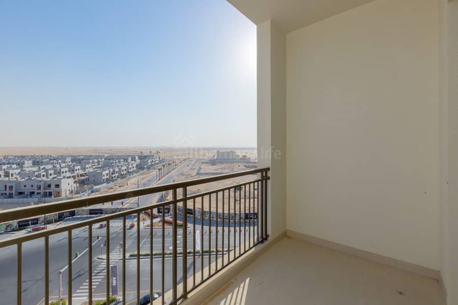 Bright 1BR | Unfurnished | Vacant