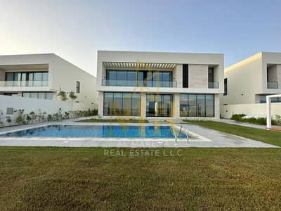 6 Bedroom Villa for Sale in Al Zorah, Ajman - IM48A5~1. JPG