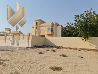 穆瓦利赫商业区， 夏尔迦 6 卧室别墅待租 - IMG-20250628-WA0037. jpg