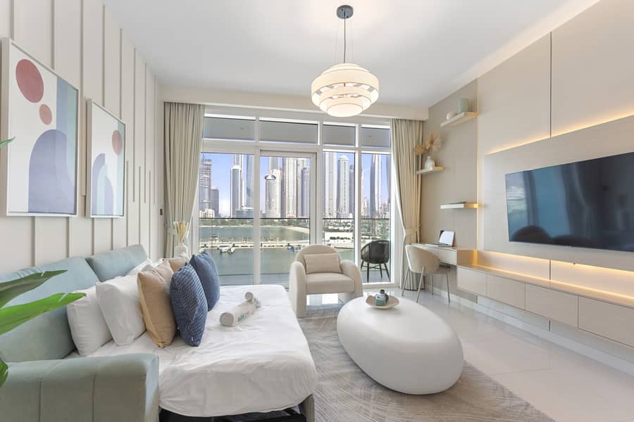 Luxury beach house with mesmerizing skyline view - Image 13