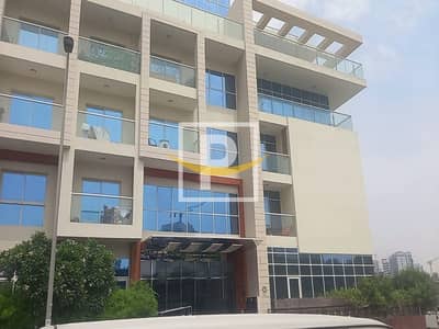 فلیٹ 2 غرفة نوم للايجار في قرية جميرا الدائرية، دبي - شقة في بناية رويال JVC،الضاحية 10،قرية جميرا الدائرية 2 غرف 130000 درهم - 12157365