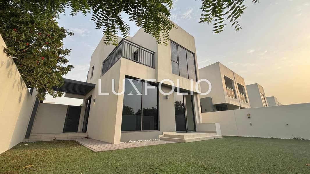 位于迪拜山庄,枫叶社区,枫叶3区 4 卧室的联排别墅 280000 AED - 12159844 位于迪拜山庄,枫叶社区,枫叶3区 4 卧室的联排别墅 280000 AED - 12159844