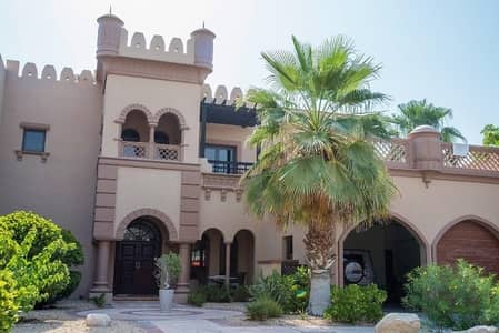 Best priced Canal Cove Villa! End unit Best priced Canal Cove Villa! End unit