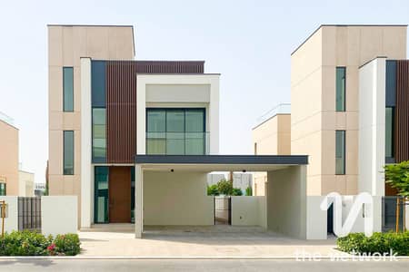 3 Bedroom Villa for Rent in Arabian Ranches 3, Dubai - Close to Souk Next to pool Maintenance warranty