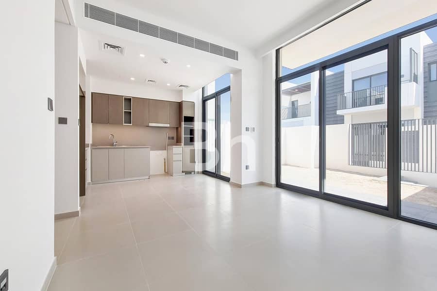 位于阿拉伯牧场3号,太阳小区 3 卧室的联排别墅 160000 AED - 12159982 位于阿拉伯牧场3号,太阳小区 3 卧室的联排别墅 160000 AED - 12159982