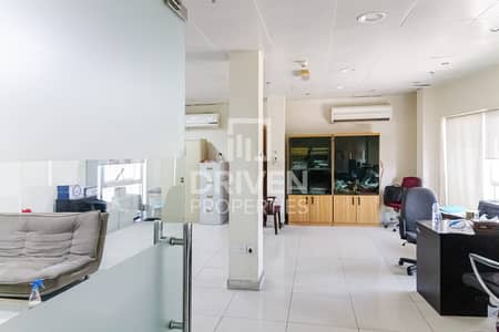 Warehouse for Sale in Jebel Ali, Dubai - Well-managed Warehouse for Sale in Jafza