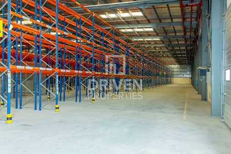 Warehouse for Sale in Jebel Ali, Dubai - WELL MAINTAINED LARGE WAREHOUSE IN JAFZA